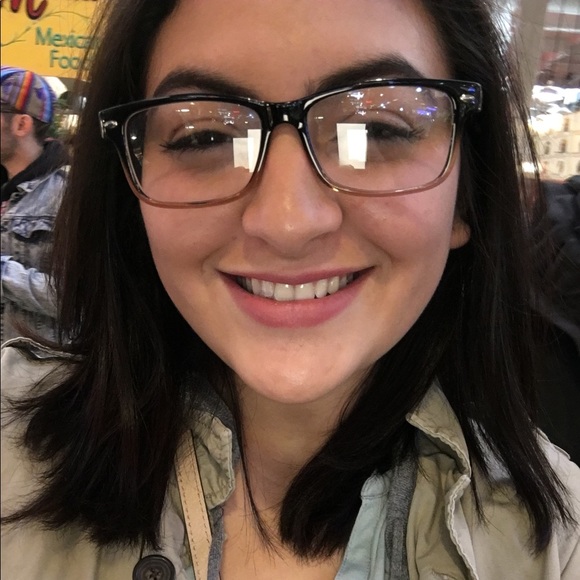 Meet the Posher Other - Meet your Posher, Rachel